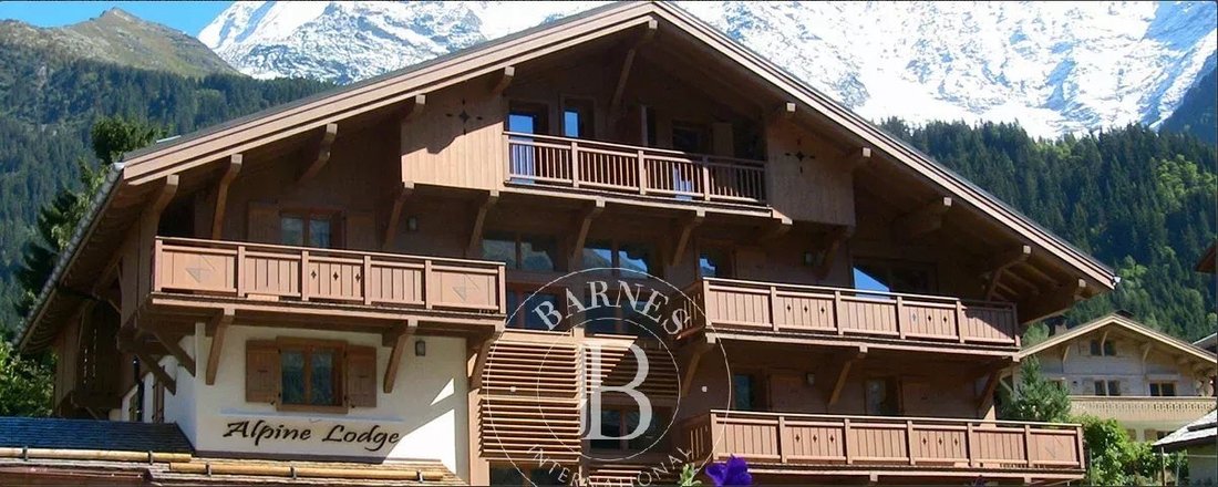 Estate in Les Contamines-Montjoie, Auvergne-Rhône-Alpes, France 2 - 18526909