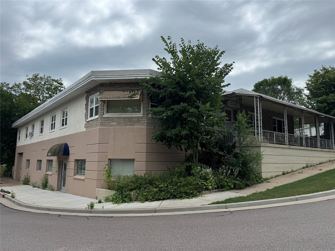 Eau Claire, Wisconsin, United States 1 - 18528840