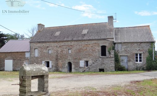 Estate in Clohars-Carnoët, Brittany, France 1