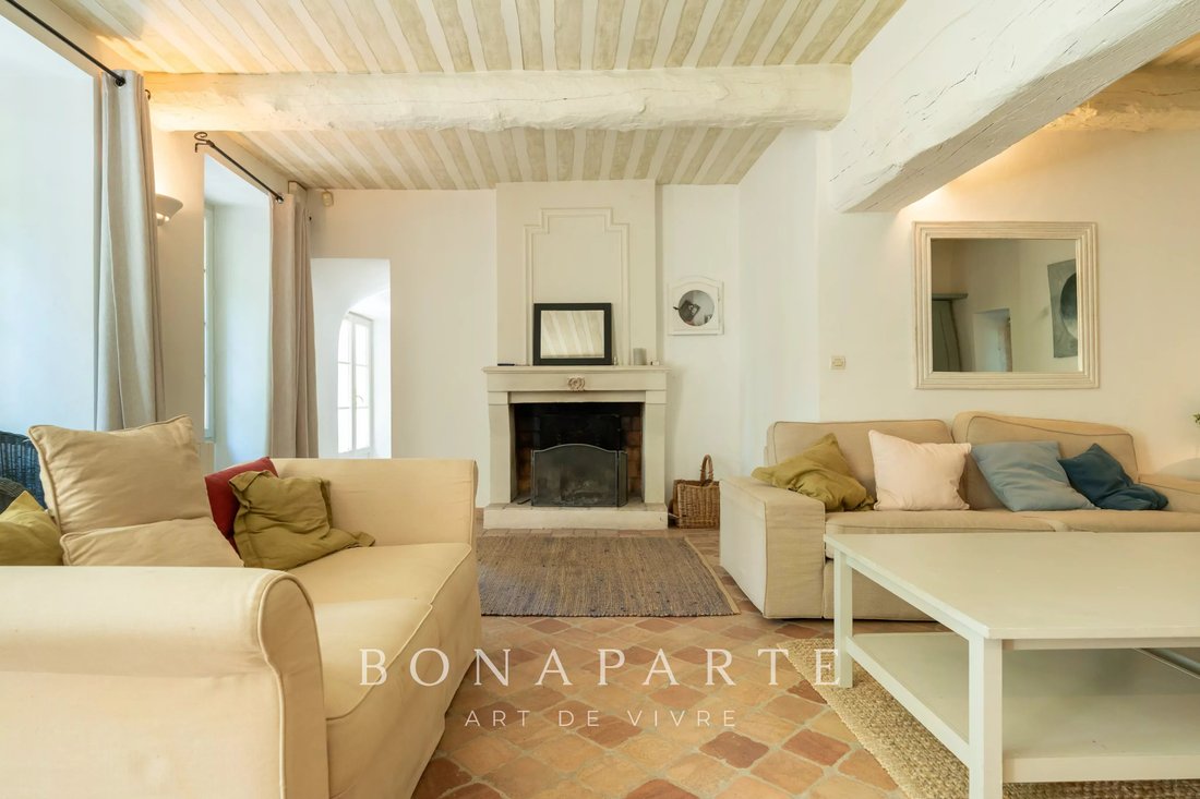 Country House in Saint-Rémy-de-Provence, Provence-Alpes-Côte d'Azur, France 3 - 18526522
