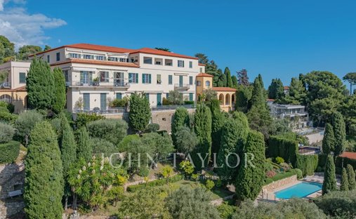 Apartment in Village-Cros de Caste-Coupiere-Mont Gros, Roquebrune-Cap-Martin, France 1