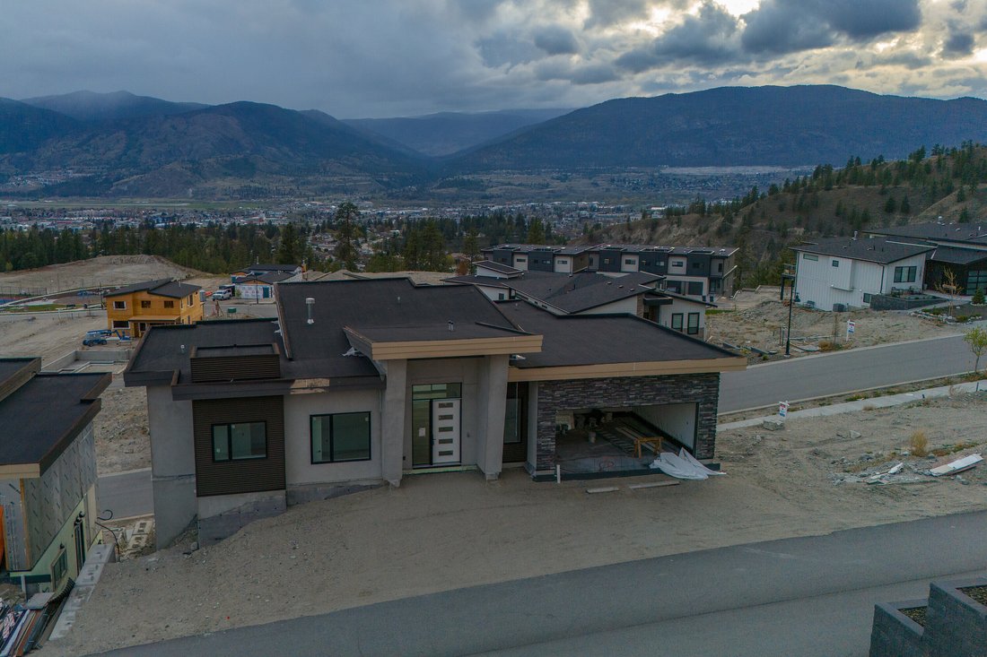 Maison à Penticton, Colombie-Britannique, Canada 1 - 18527370
