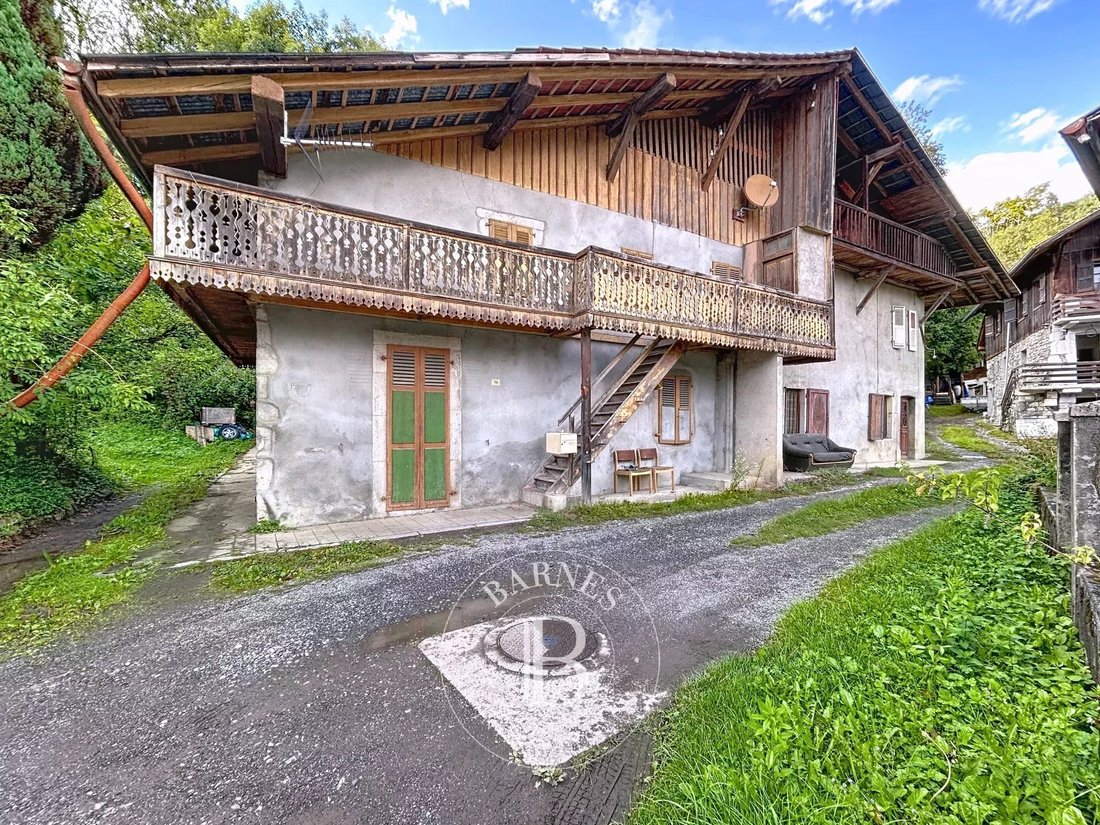 Land in Samoëns, Auvergne-Rhone-Alpen, Frankreich 4 - 18527024