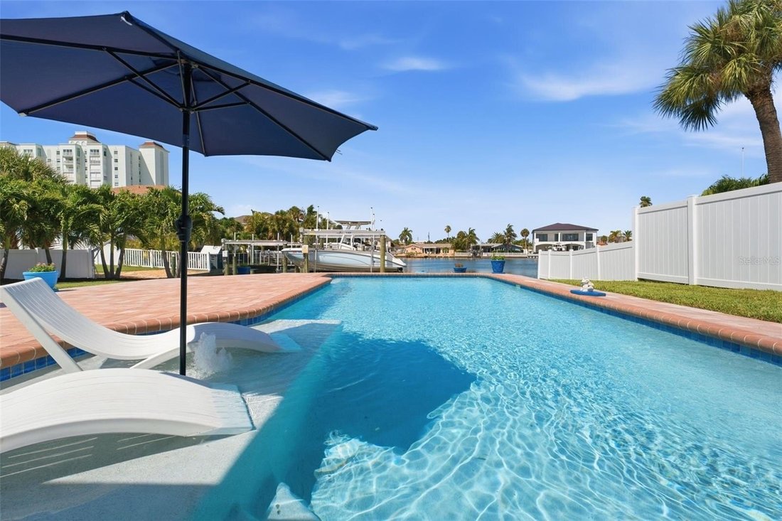 House in St. Pete Beach, Florida, United States 3 - 18530205