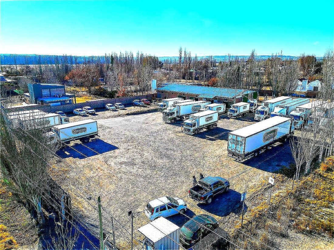 Land in Neuquen, Neuquen, Argentina 3 - 18527157