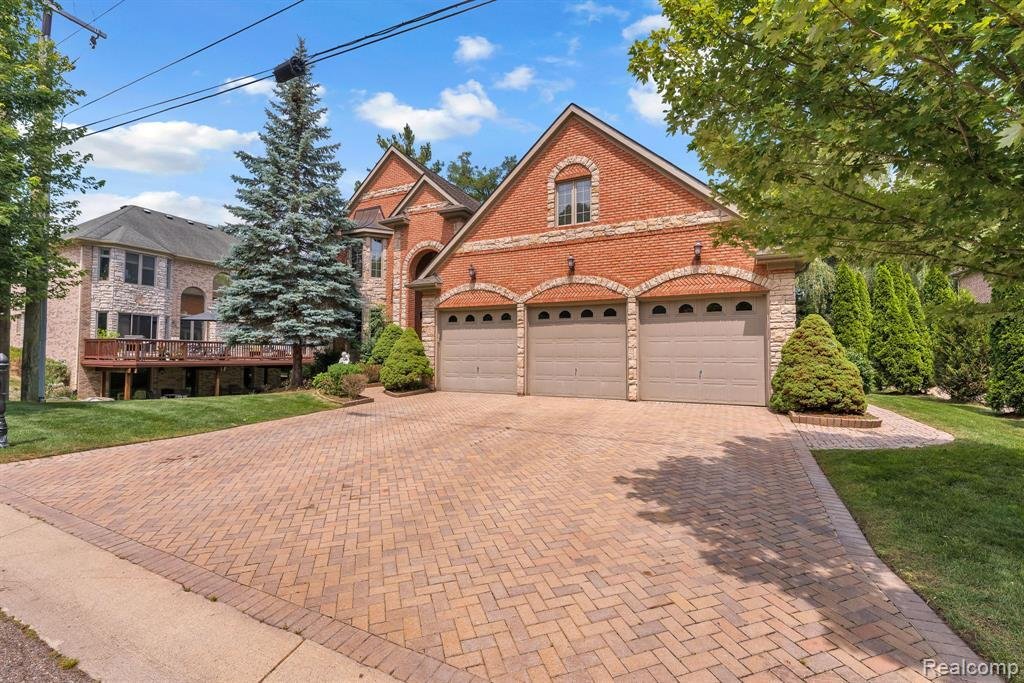 House in Livonia, Michigan, United States 3 - 18528774