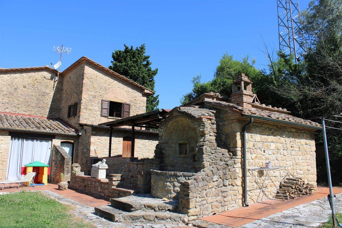 Volterra, Tuscany, Italy 5 - 18529331