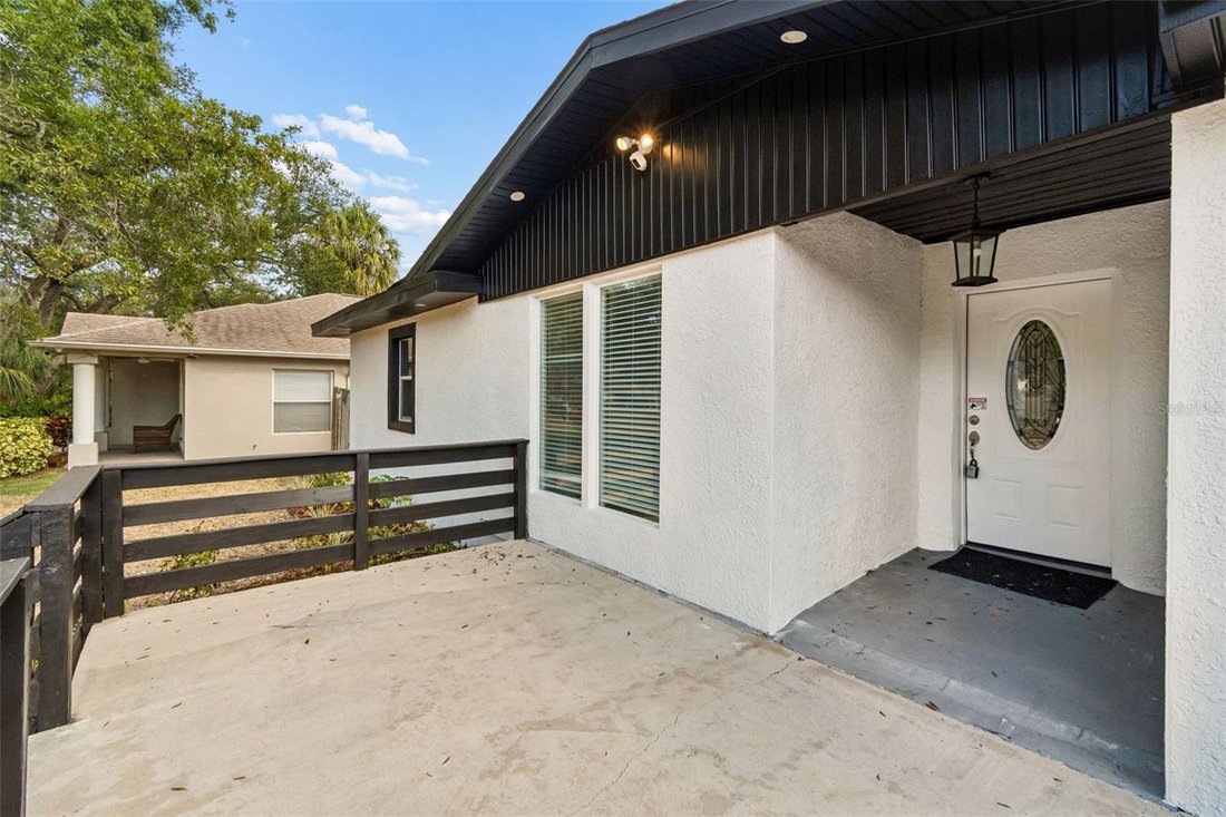 House in Tampa, Florida, United States 5 - 18527953