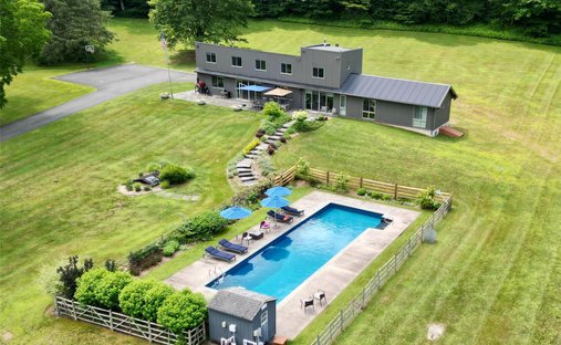 House in Kenoza Lake, New York, United States 1