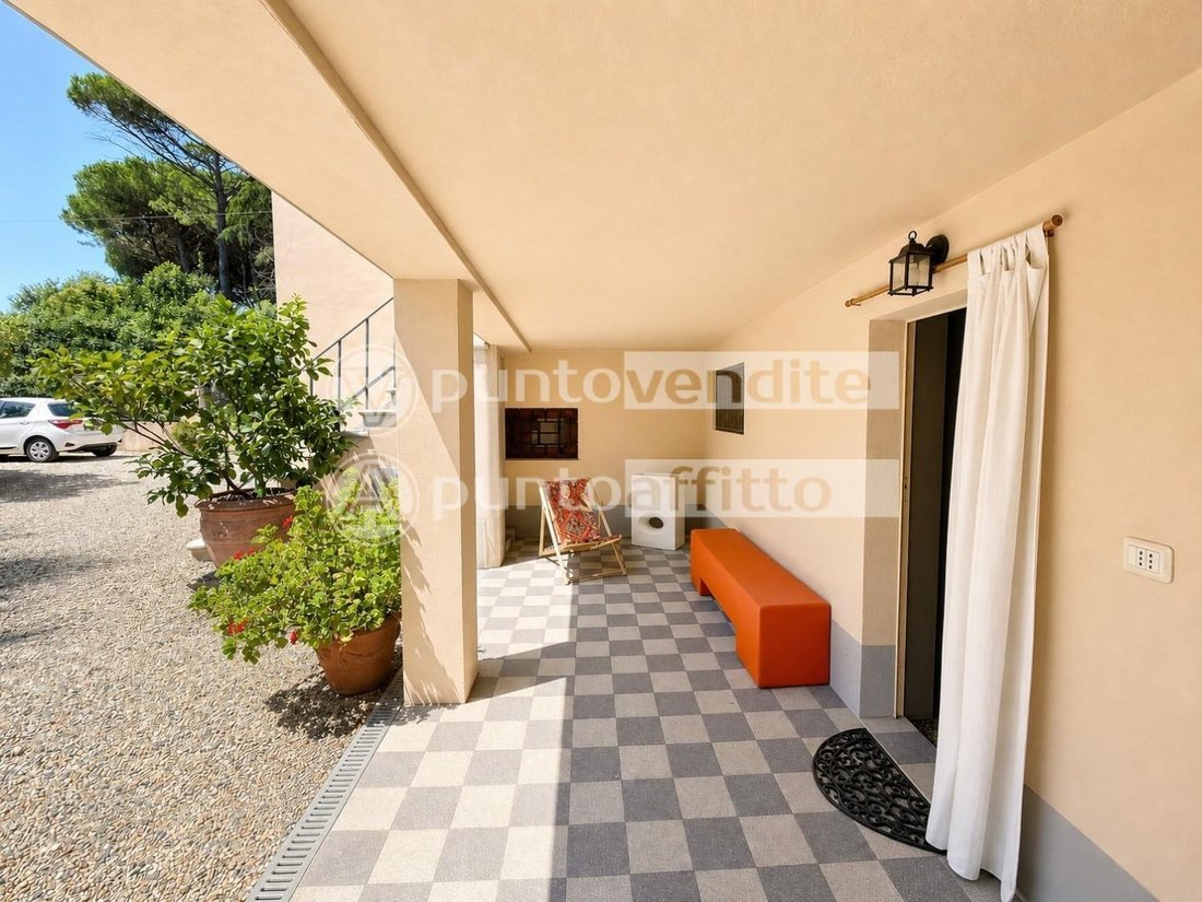 Apartment in Historic Center, Lucca, Tuscany 4 - 18529198