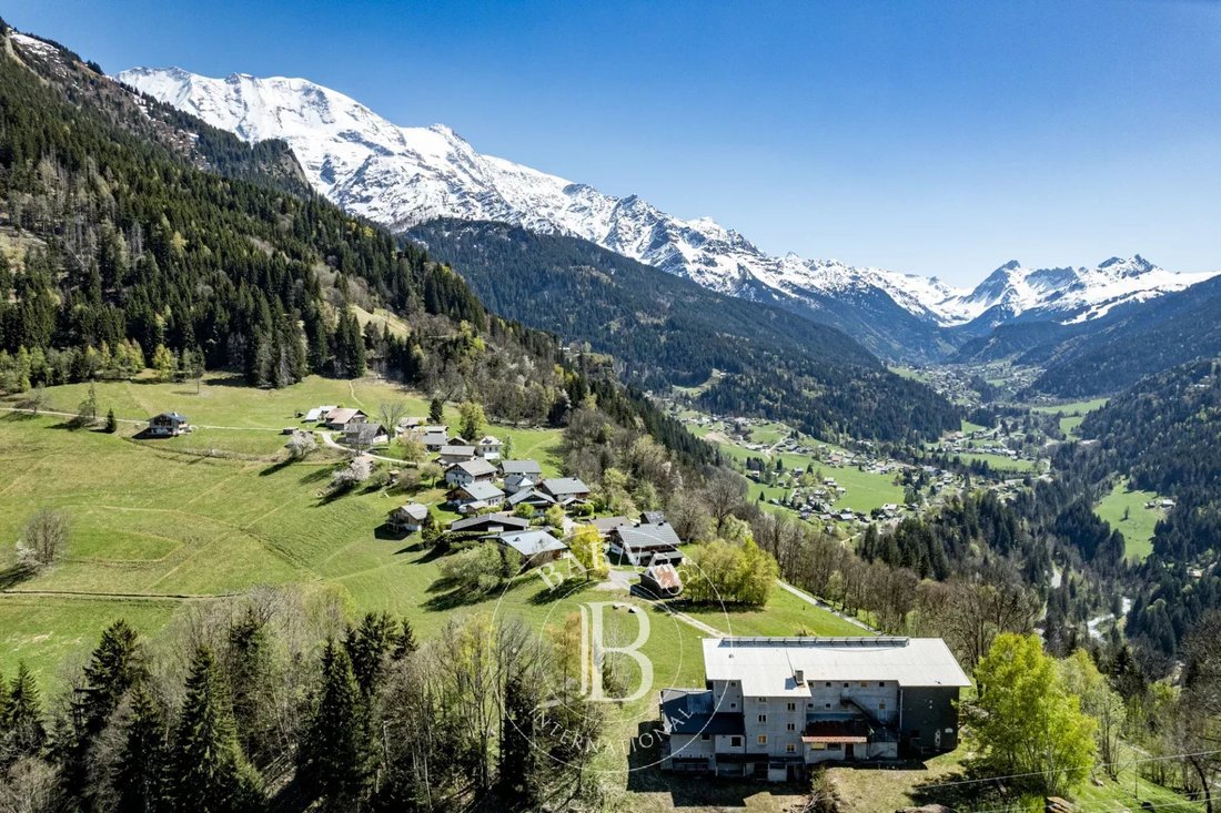 Saint-Gervais-les-Bains, Auvergne-Rhône-Alpes, France 4 - 18526847