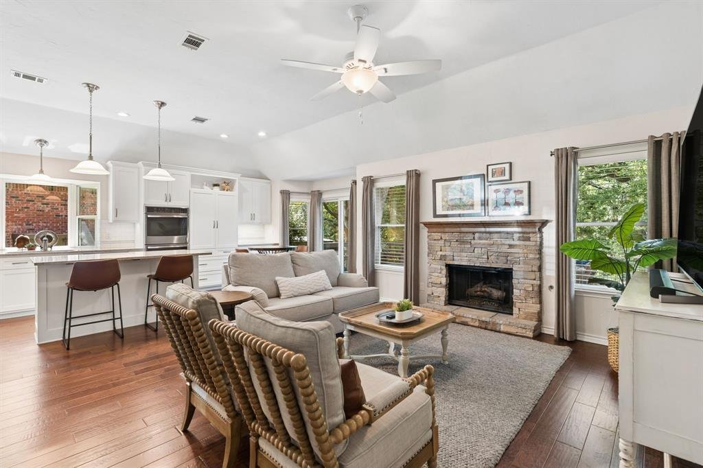 House in Lewisville, Texas, United States 3 - 18527746