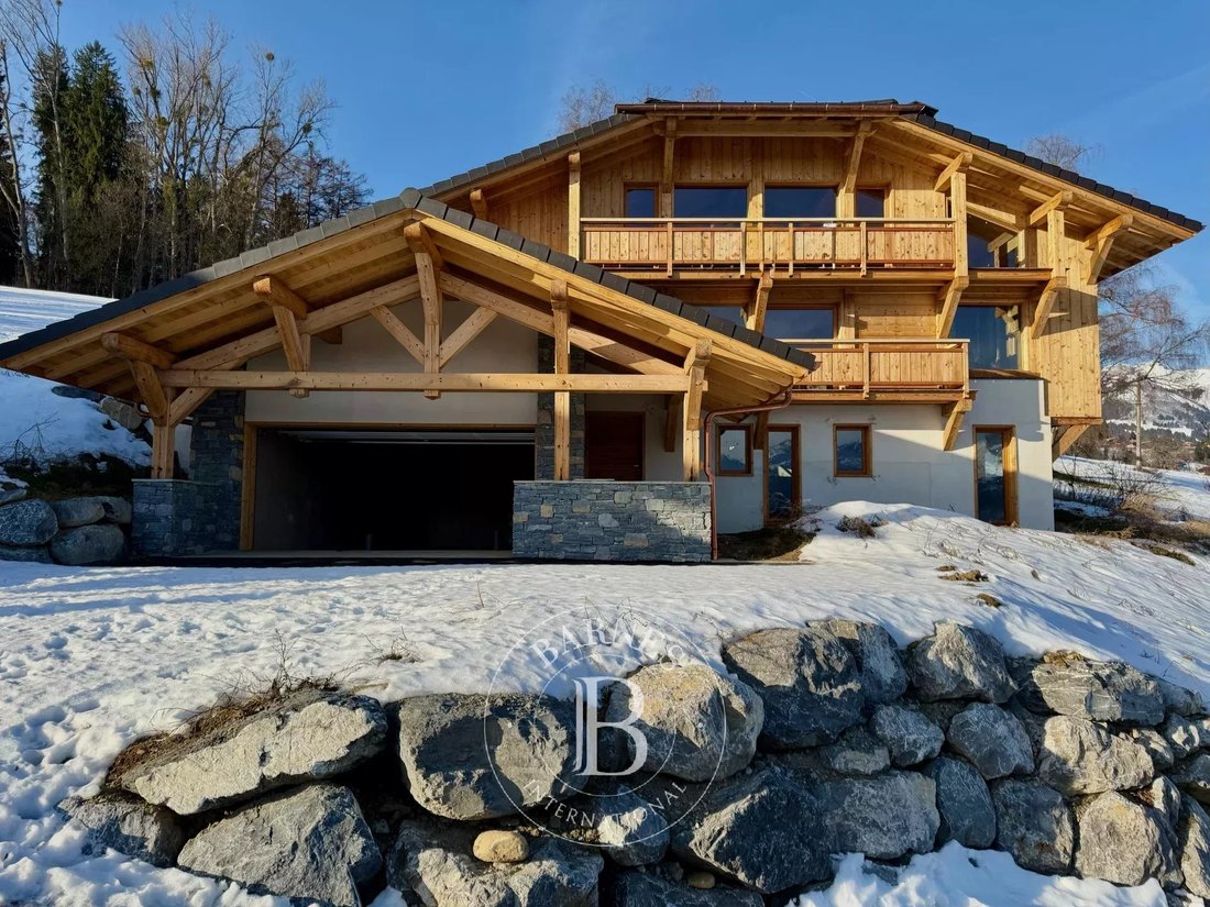 Chalet in Combloux, Auvergne-Rhône-Alpes, France 1 - 18526788