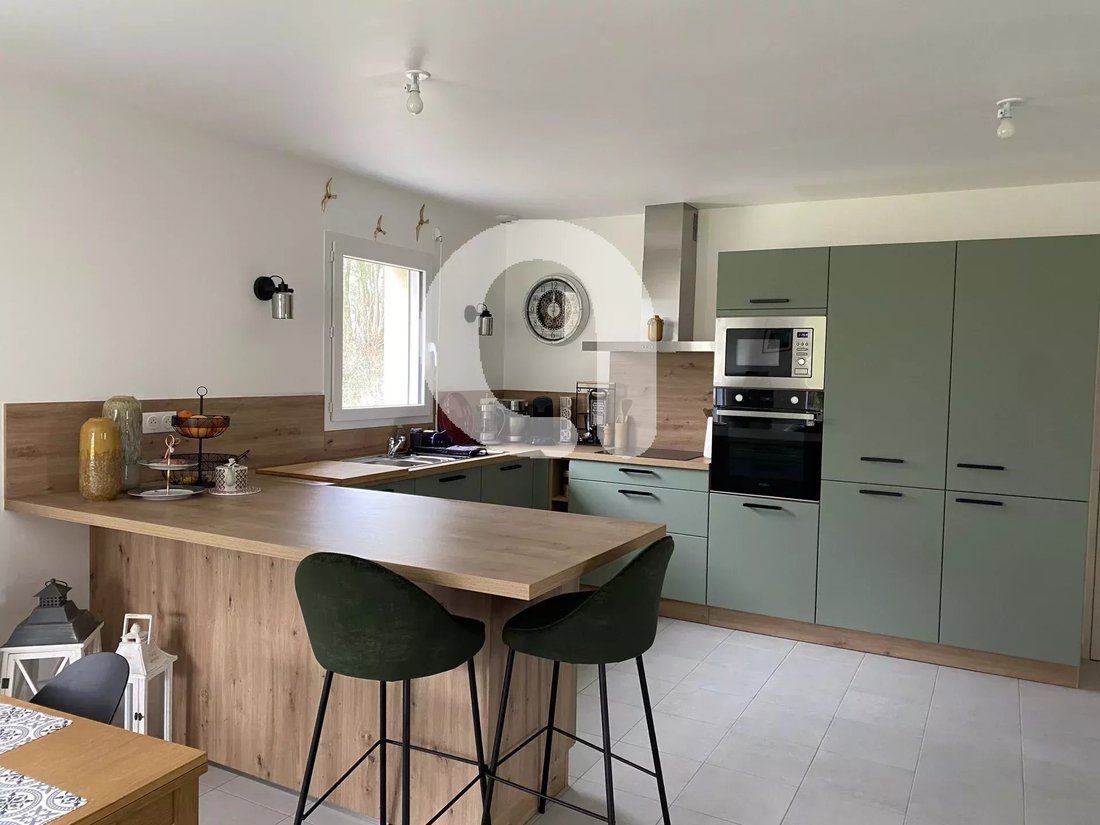Apartment in Legendre-Lévis, Paris 17e Arrondissement, Paris 5 - 15118165