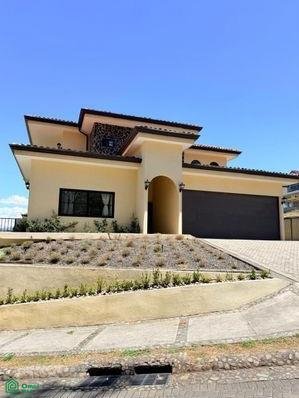 House in Cinco Esquinas, San José Province, Costa Rica 1 - 18183777