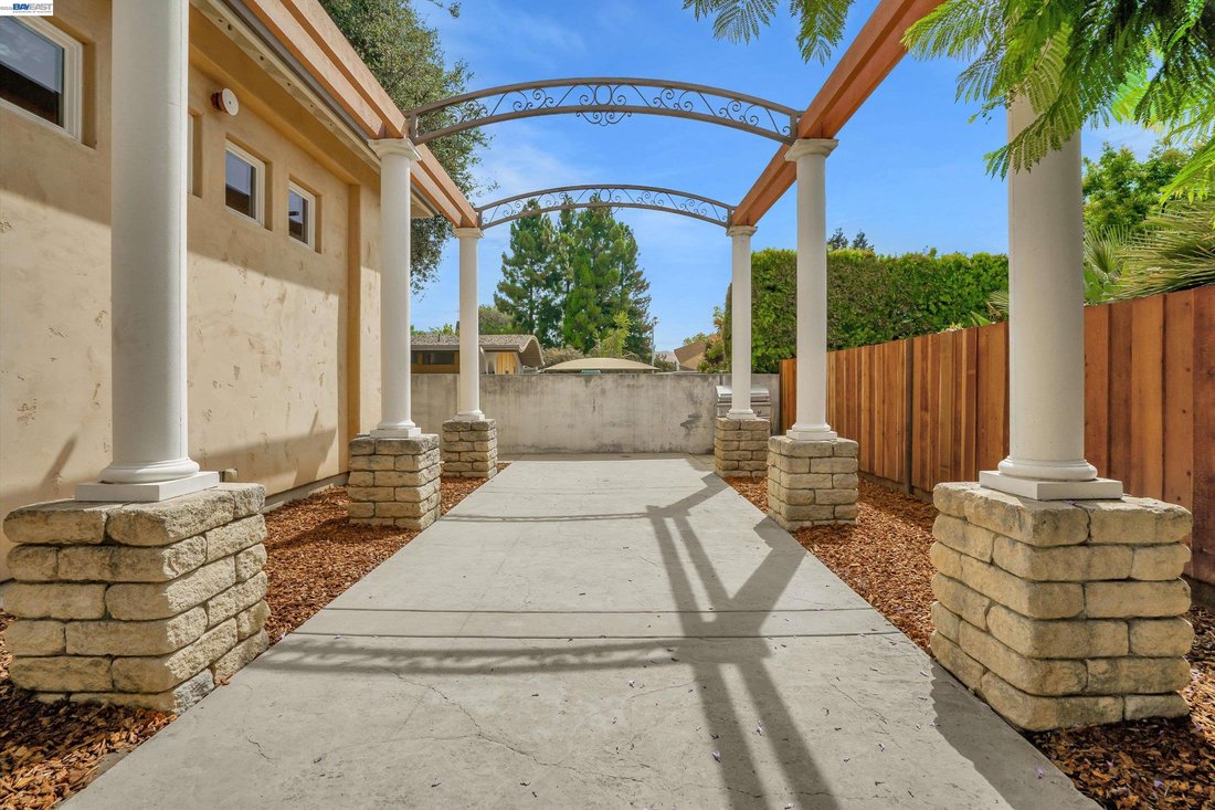 House in Newark, California, United States 4 - 18528832