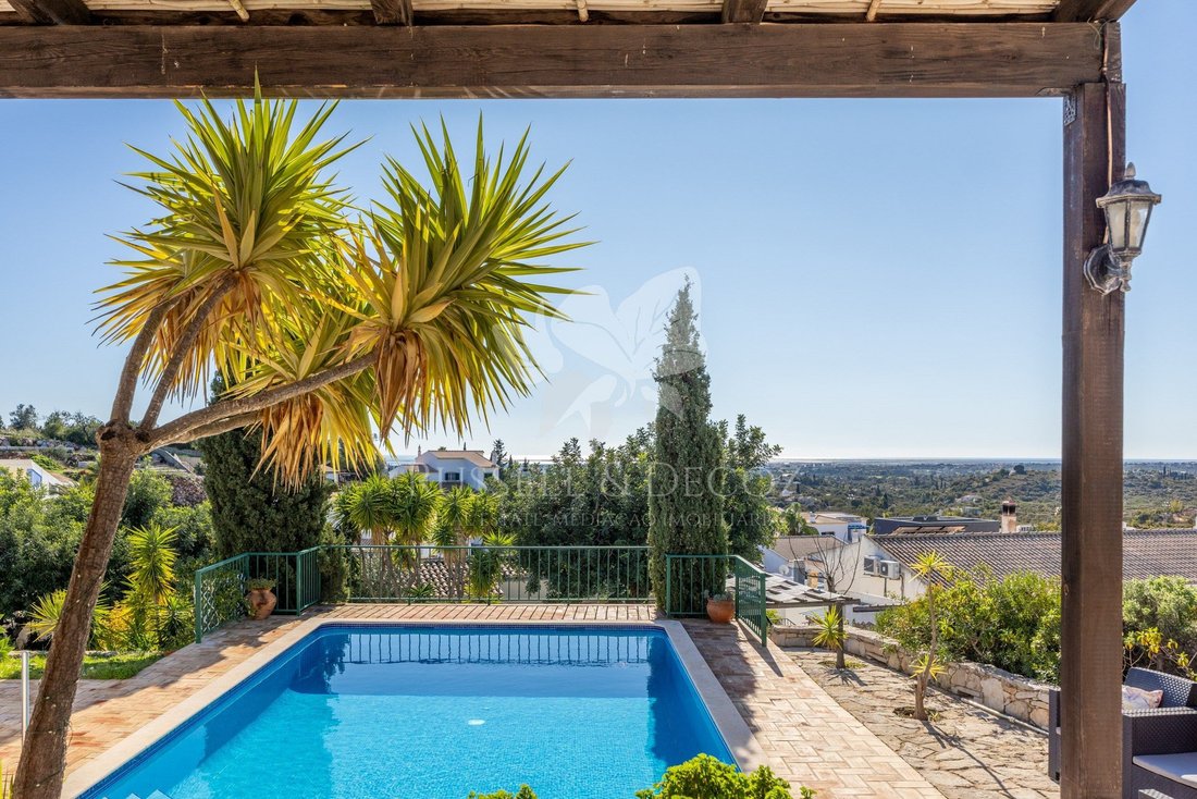 Villa in Moncarapacho, Algarve, Portugal 1 - 16885953