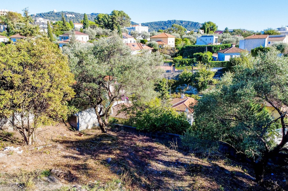 Land in Chambrun, Nice, France 3 - 18526401