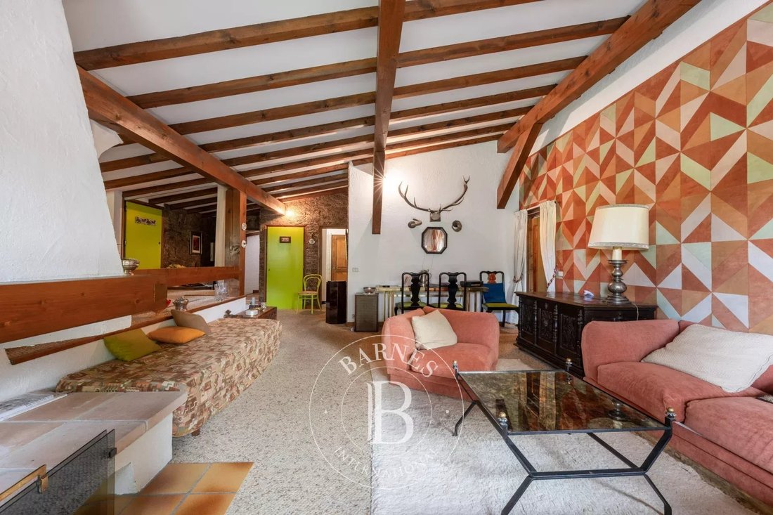 Apartment in Megève, Auvergne-Rhône-Alpes, France 3 - 18527040