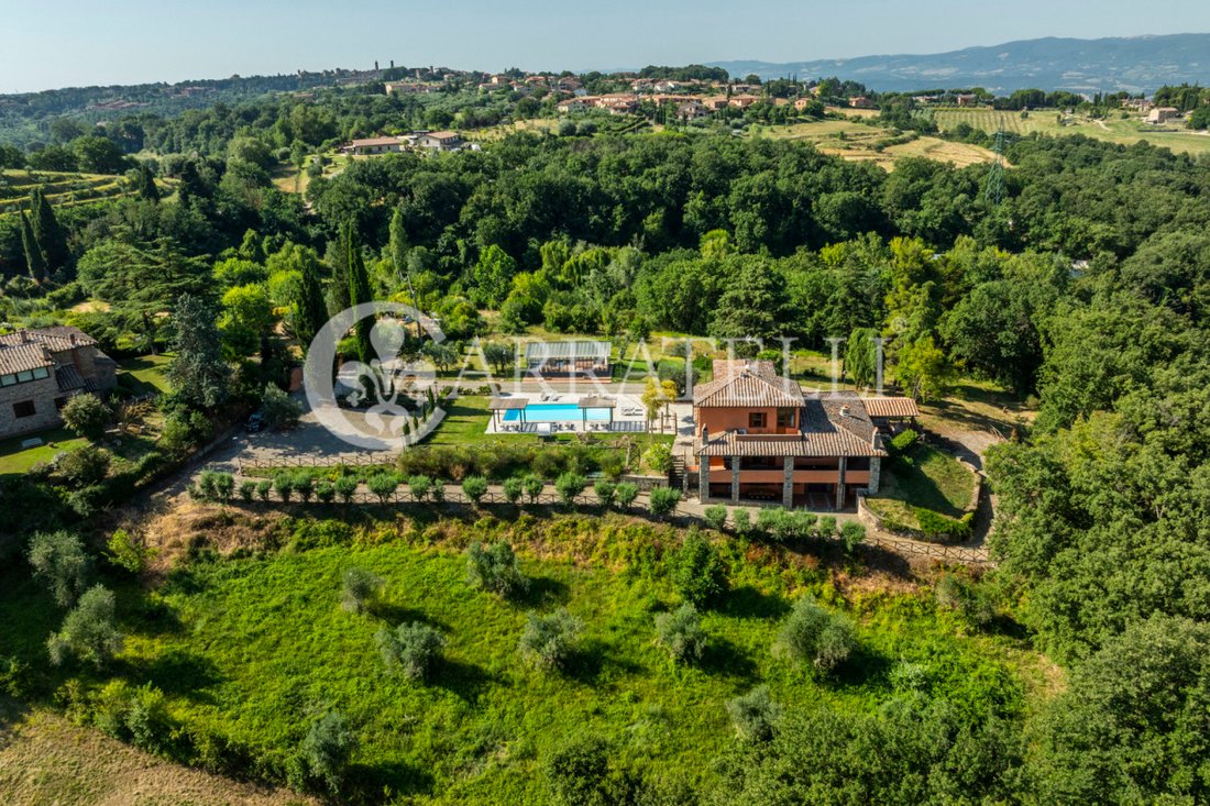 Villa in Città della Pieve, Umbria, Italy 2 - 18528227
