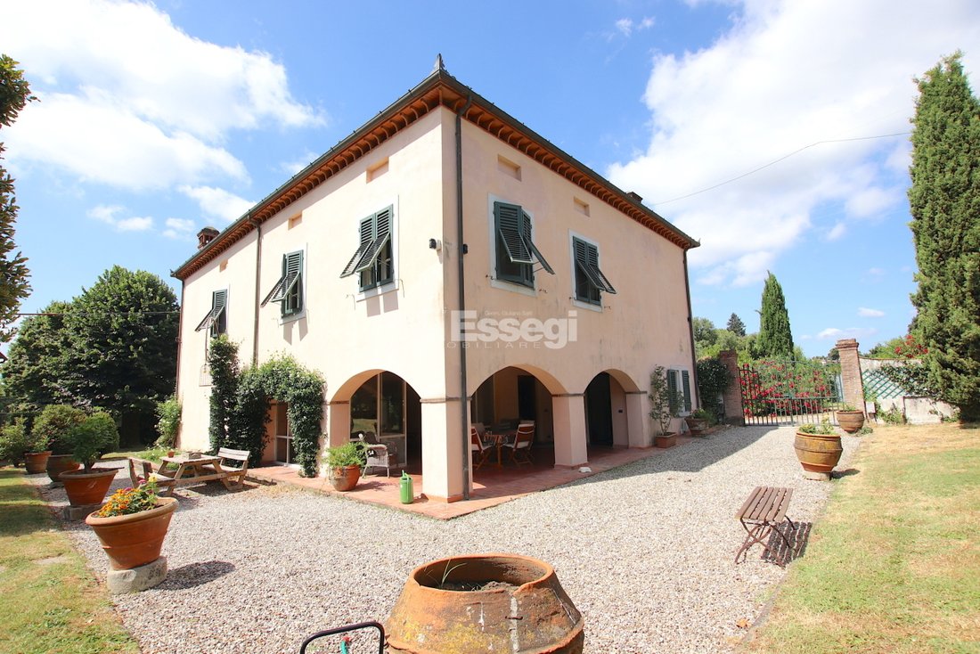 Villa in Segromigno in Monte, Capannori, Tuscany 1 - 18527804