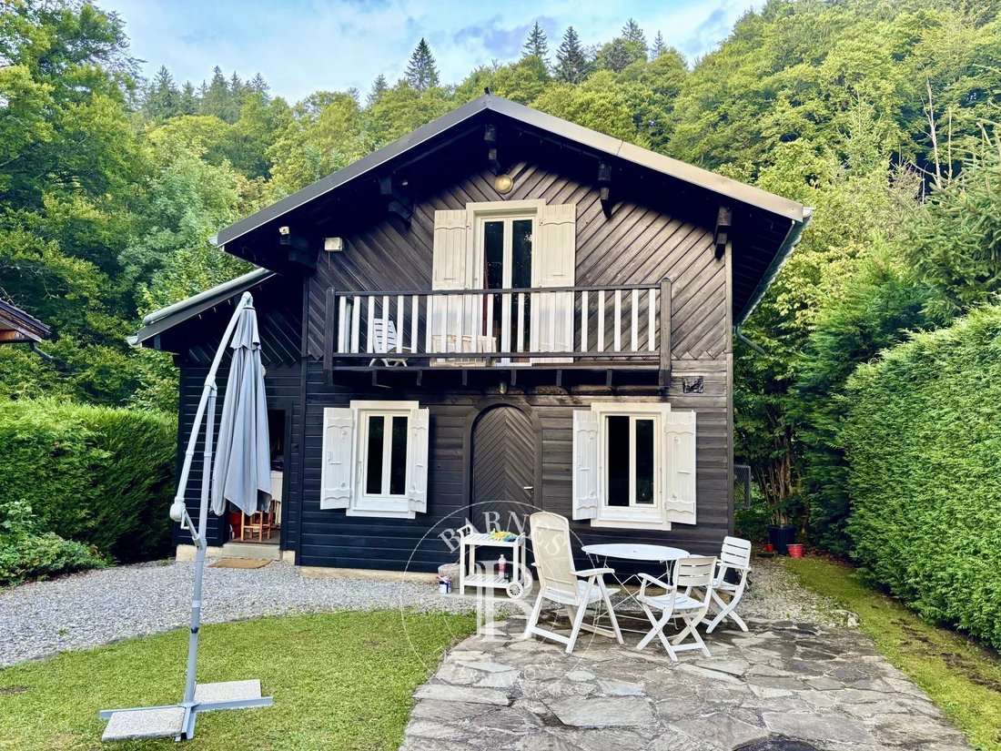Chalet in Arâches-la-Frasse, Auvergne-Rhône-Alpes, France 1 - 18526933