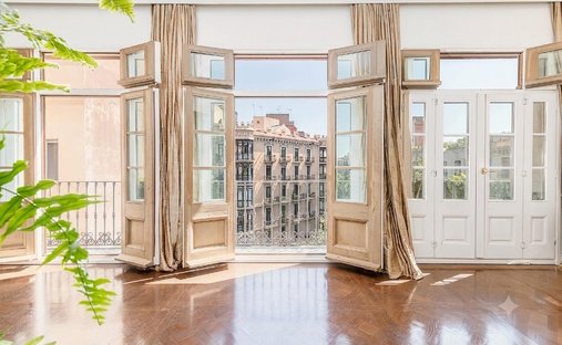 Wohnung in Eixample, Barcelona, Spanien 1