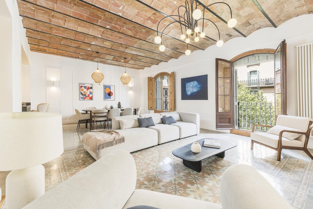 Apartment in Eixample, Barcelona, Spain 1 - 18526617