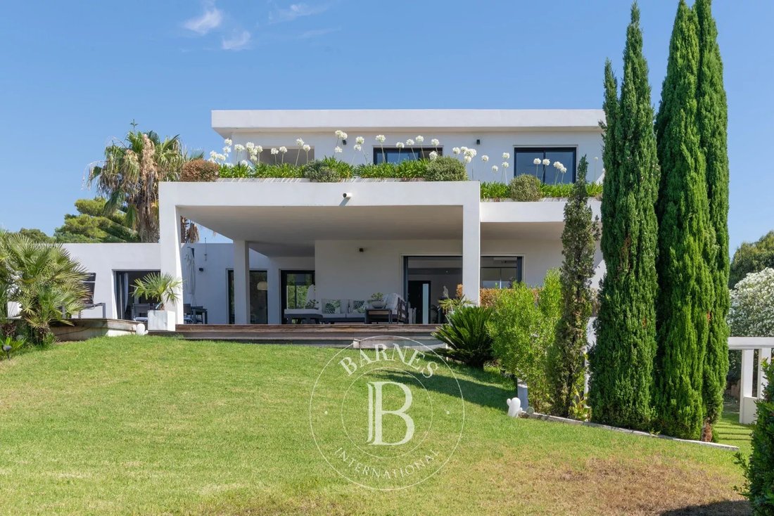 Villa in Zonza, Corsica, France 1 - 18526317