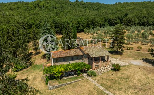 Maisons de campagne à Parrano, Ombrie, Italie 1