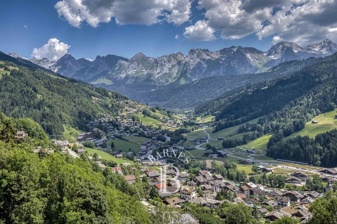 Chalet in Le Grand-Bornand, Auvergne-Rhône-Alpes, France 1 - 18527057