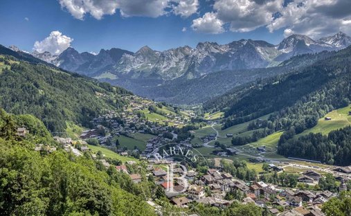 Chalet in Le Grand-Bornand, Auvergne-Rhône-Alpes, France 1