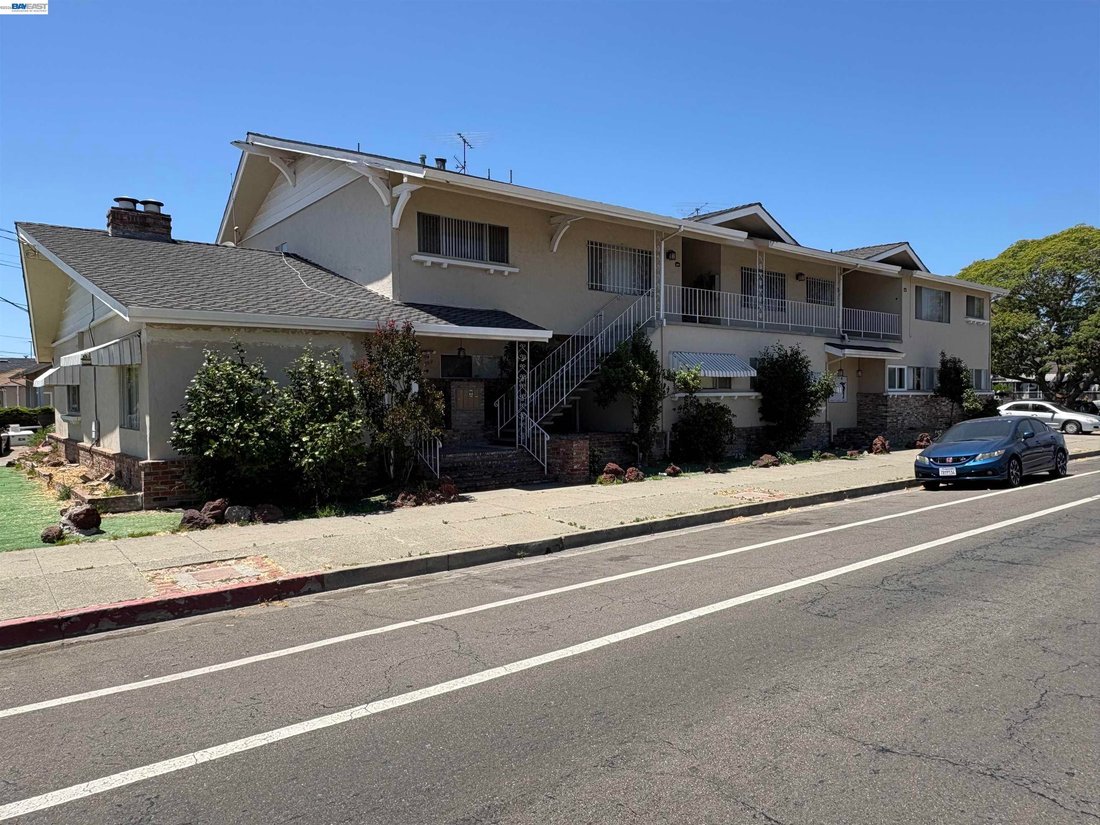 San Leandro, California, United States 1 - 18528736