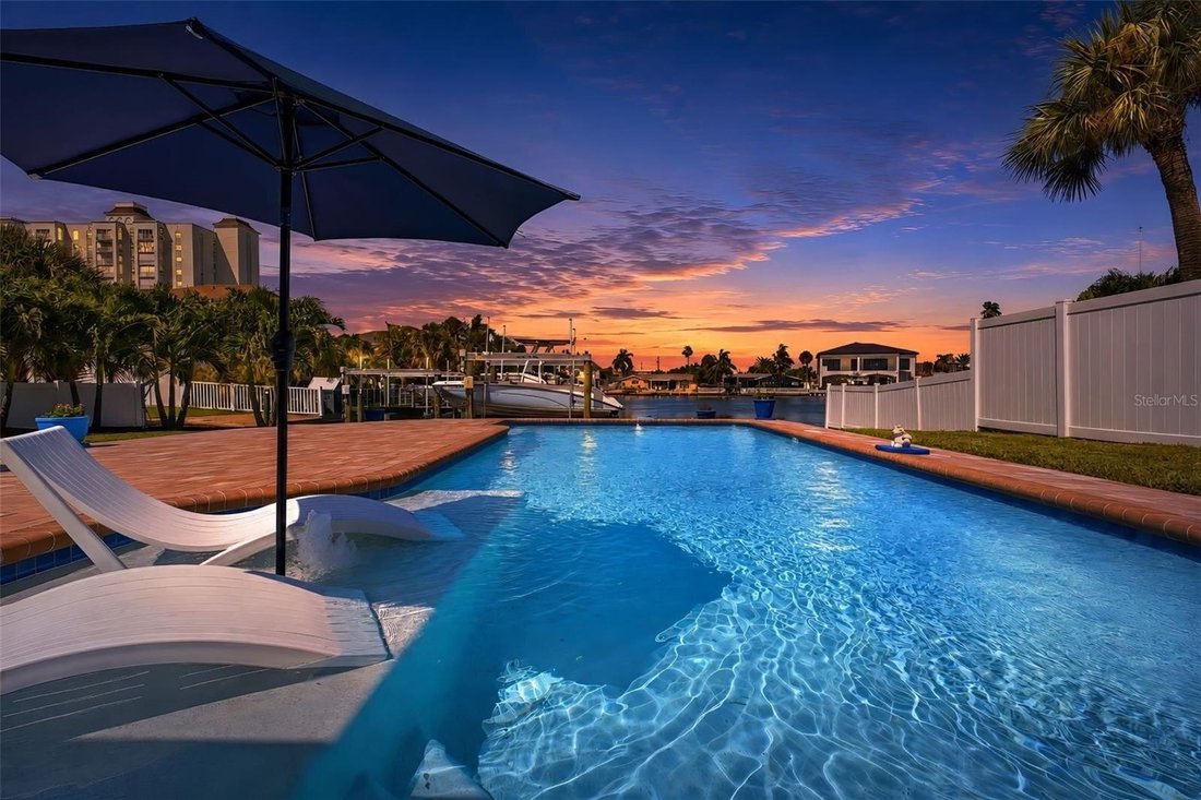 House in St. Pete Beach, Florida, United States 4 - 18530205