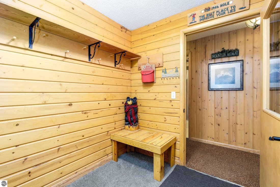 House in Thompsonville, Michigan, United States 4 - 18528836