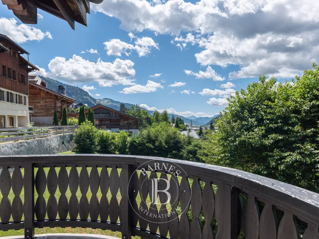 Chalet in Megève, Auvergne-Rhône-Alpes, France 1 - 18526994
