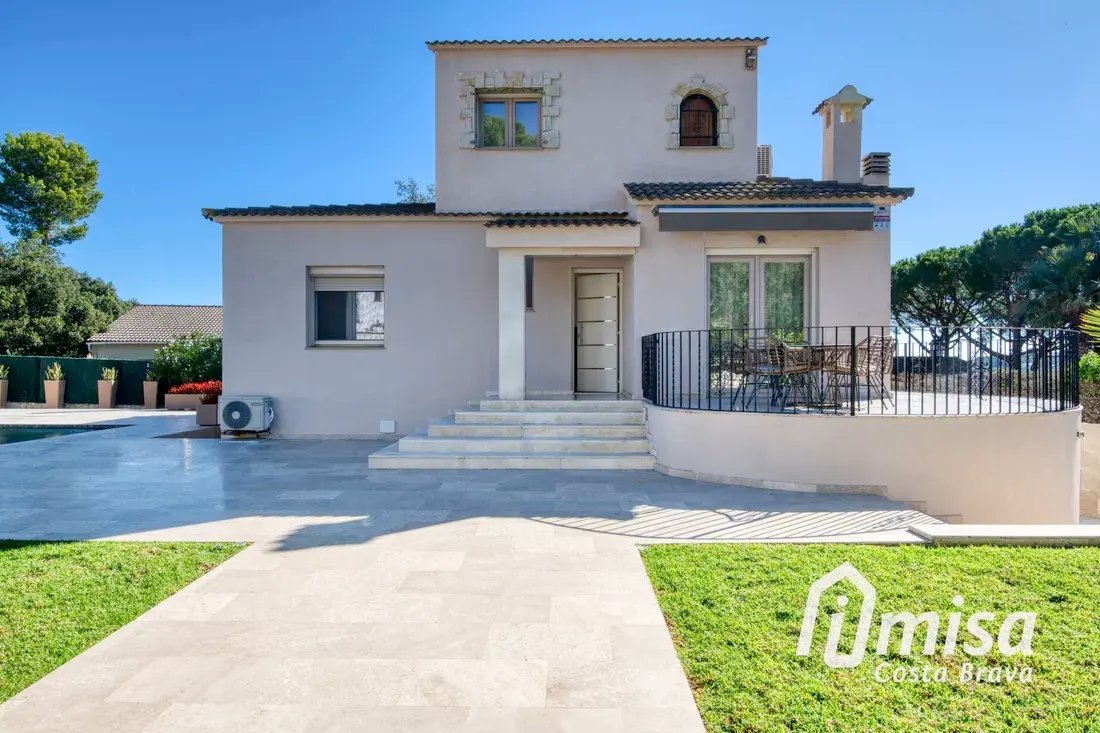 Villa in Calonge i Sant Antoni, Catalonia, Spain 3 - 18526206