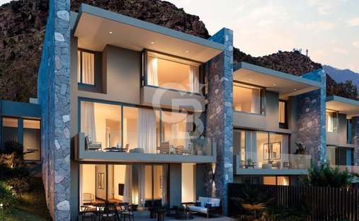 House in Lo Barnechea, Santiago Metropolitan Region, Chile 1