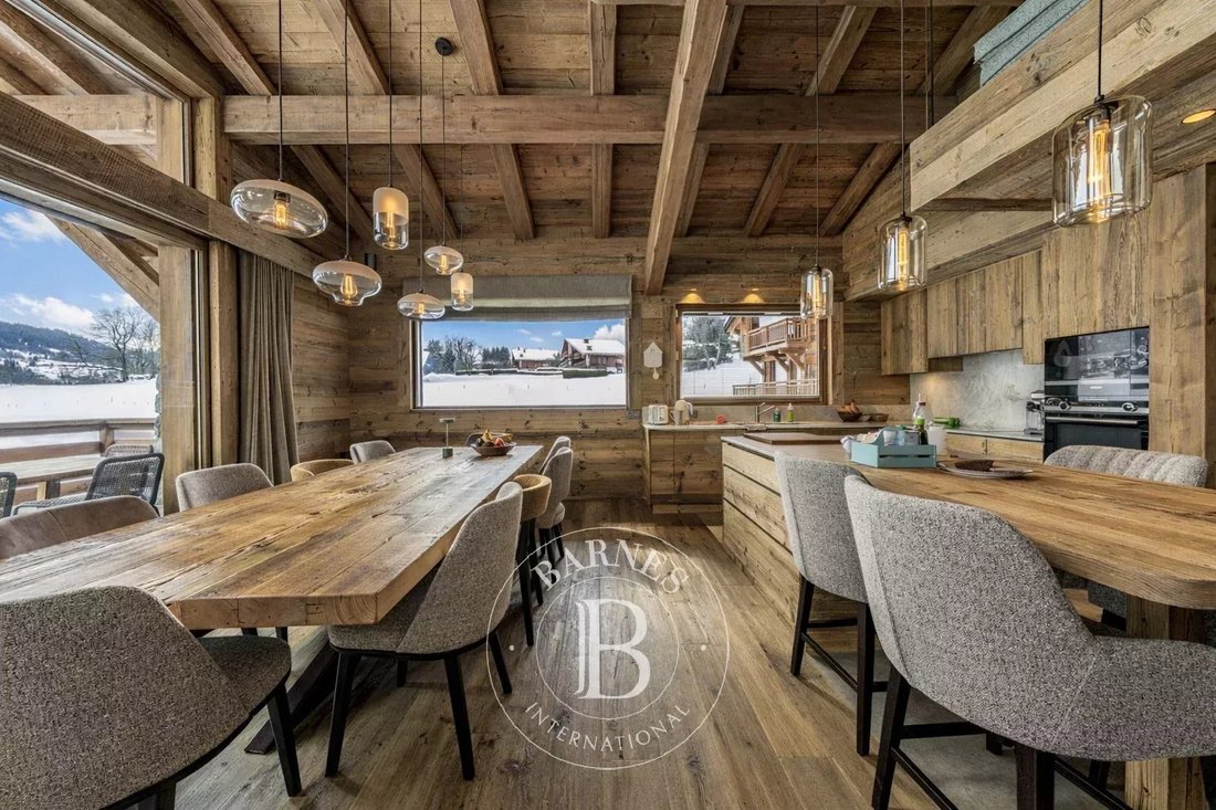 Chalet in Combloux, Auvergne-Rhône-Alpes, France 3 - 18526807