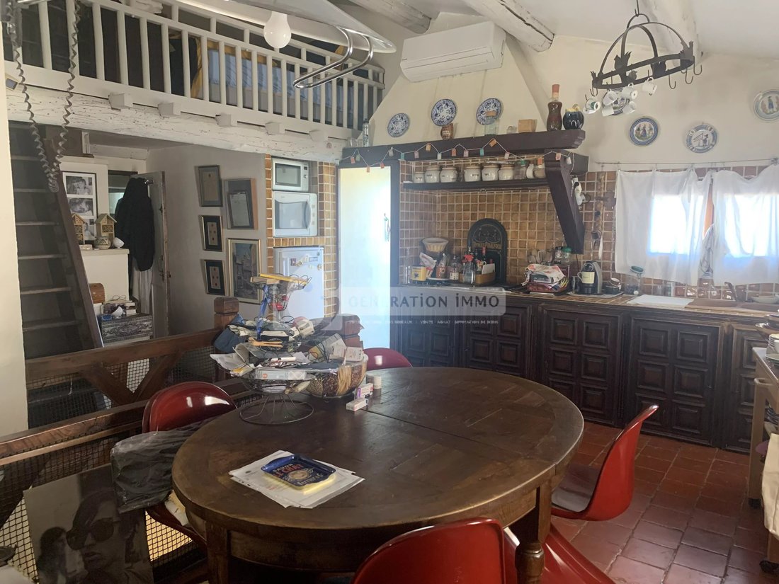 Townhouse in Arles, Provence-Alpes-Côte d'Azur, France 5 - 18526257