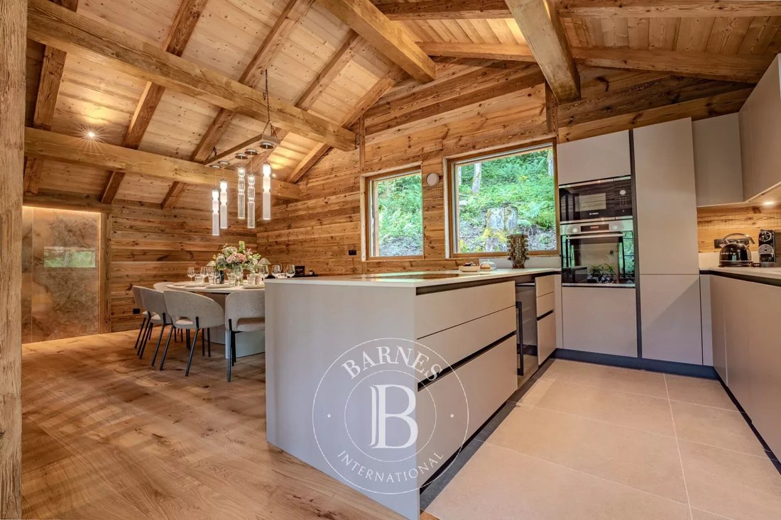 Chalet in Megève, Auvergne-Rhône-Alpes, France 4 - 18526738