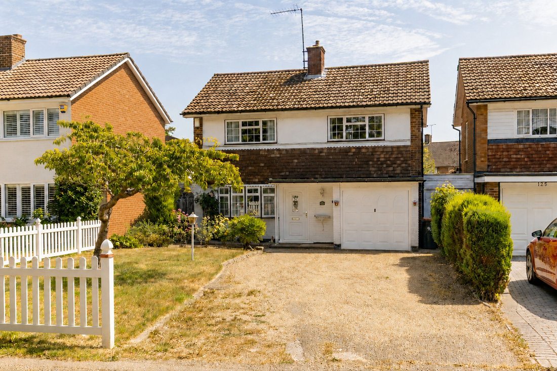 House in Ifield, Rusper, England 1 - 18526481