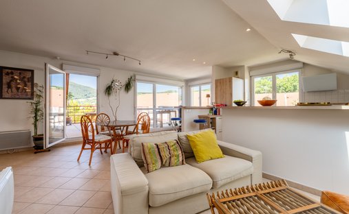 Appartamento a Épagny Metz-Tessy, Auvergne-Rodano-Alpi, Francia 1