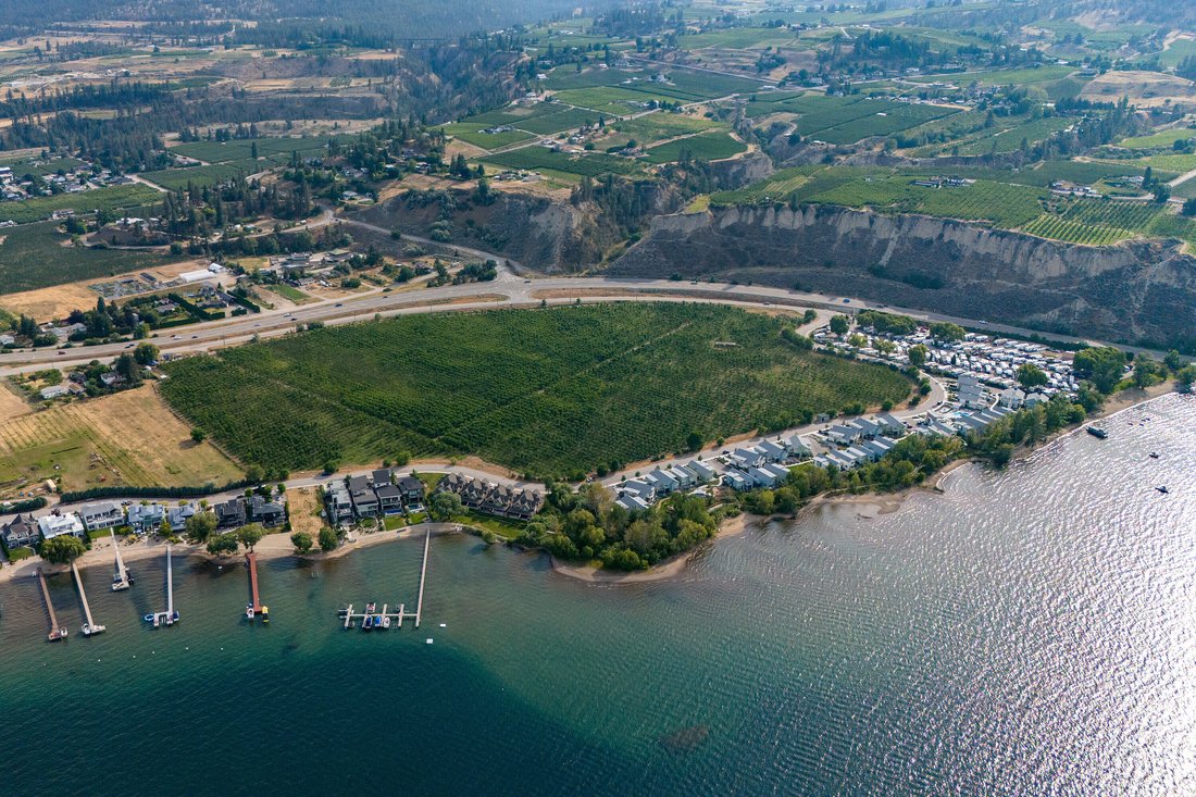 Summerland, British Columbia, Canada 5 - 18527372