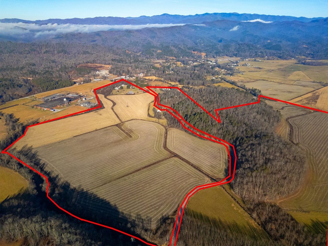 Land in Brevard, North Carolina, United States 2 - 16919692
