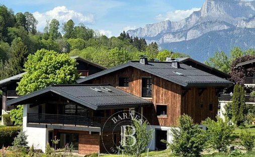 Chalet in Demi-Quartier, Auvergne-Rhône-Alpes, France 1