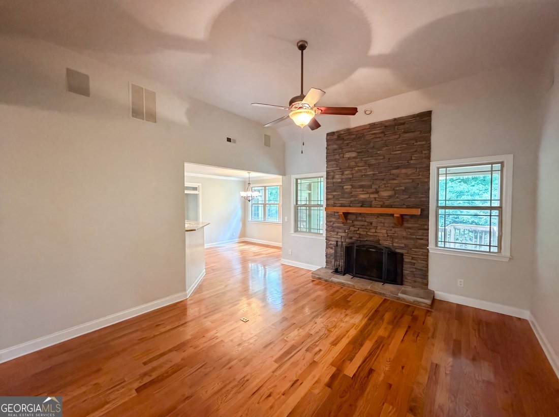 House in Newnan, Georgia, United States 3 - 17157660
