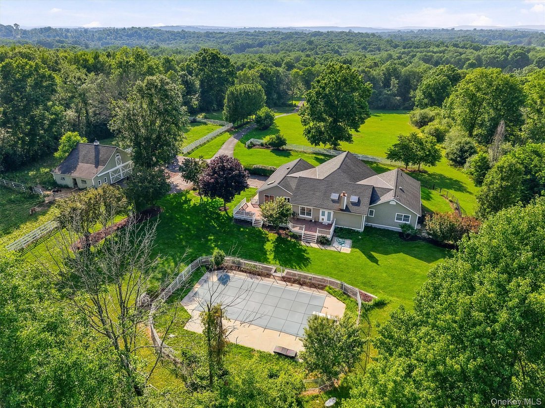 House in Maybrook, New York, United States 1 - 18527884
