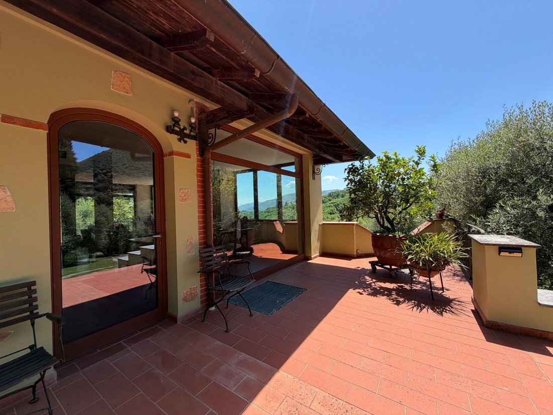Villa in San Macario In Piano, Lucca, Tuscany 2 - 18526036
