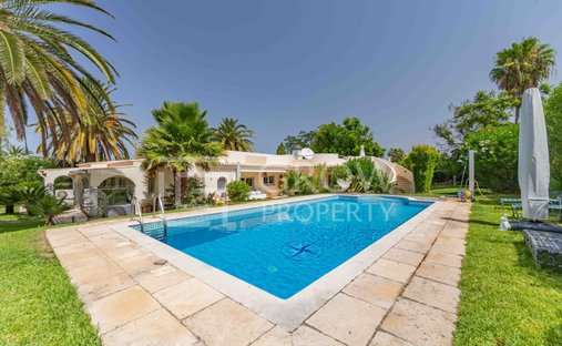 House in Quarteira, Algarve, Portugal 1